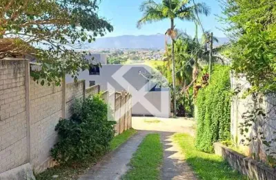 Casa à venda 415m2, terreno 1.100mts - casa em duas partes, 6 dormitórios, 4 suítes, vaga para 8 ve