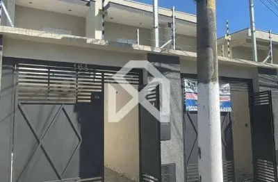 Sobrado à venda com 120m, 3 dormitórios, 1 suíte, 2 vagas de garagem, quintal, ponte rasa/limoeiro,