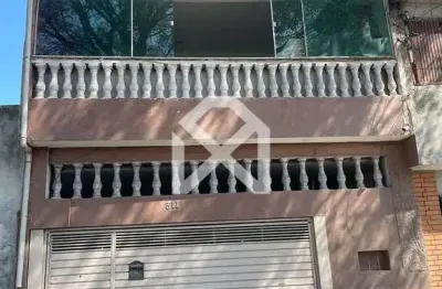 Casa à venda com 2 pavimentos 80m, total de 4 dormitórios, 3 suítes, 2 vagas, jardim norma, são pau