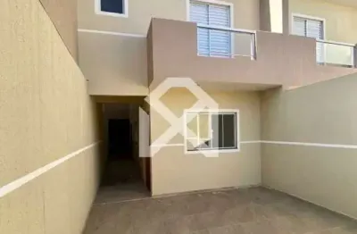 Sobrado à venda com 100m, 2 dormitórios, 2 suítes, 2 vagas de garagem, jardim vila formosa, são pau