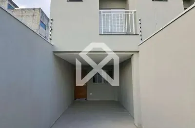 Sobrado à venda com 95m2, 3 dormitórios, 1 suíte, 2 vagas de garagem, quintal, itaquera, são paulo,