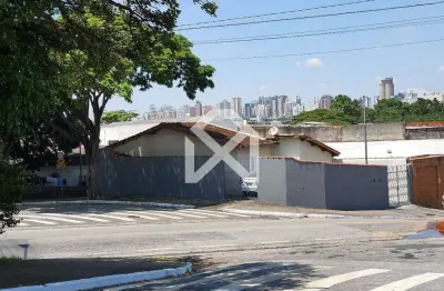 Casa à venda com 170m² total e 90m²construído, 3 dormitórios, 1 suíte, 2 vagas de garagem, vila alp