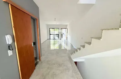 Sobrado à venda com 200 m², 3 suítes, 4 vagas de garagem, vila santa isabel, são paulo, sp