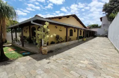 Casa em condomínio fechado com 3 quartos à venda em Itapoã, Belo Horizonte 