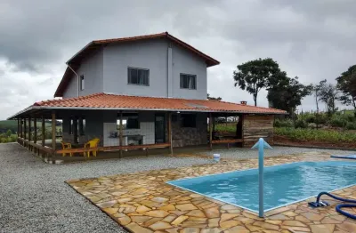 Vende fazenda em itaguara de porteira fechada com 45 hectares.