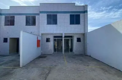 Casa geminada na melhor localização do bairro xangri-lá