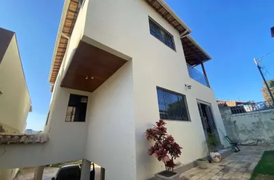 Casa com 4 quartos à venda na Santa Branca, Belo Horizonte 