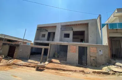 Casa de três quartos no bairro cachoeira / são josé da lapa
