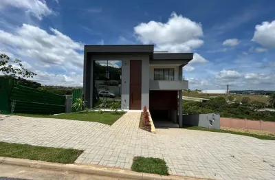 Casa de alto padrão de cinco quartos no condomínio  alphaville vespasiano