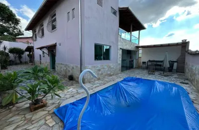Casa com 3 quartos à venda na Santa Amélia, Belo Horizonte 