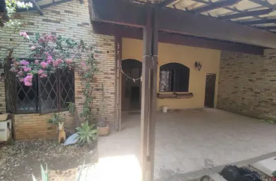 Casa com 3 quartos à venda na santa amélia, belo horizonte , 149 m2 por r$ 670.000