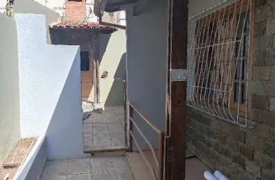 Casa em condomínio fechado com 3 quartos para alugar no Parque Copacabana, Belo Horizonte 