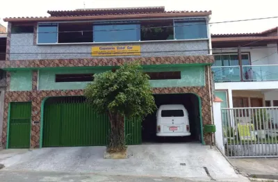 Casa Triplex à venda, 4 quartos, 1 suíte, 4 vagas, Gávea I - Vespasiano/MG