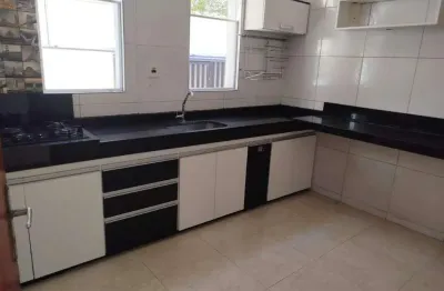 Casa com 2 quartos à venda na Rua dos Bacuraus, Campo Alegre, Belo Horizonte