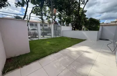 Área privativa em U de dois quartos no Bairro Santa Mônica - BH