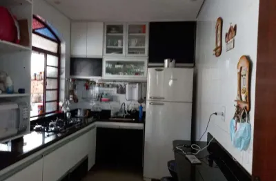 Casa Duplex à venda, 4 quartos, 3 suítes, 3 vagas, São João Batista (venda Nova) - Belo Horizonte/MG