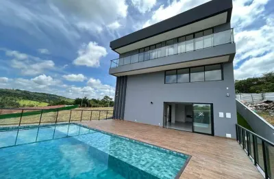 Casa de alto padrão de cinco quartos no Condomínio Alphaville Vespasiano