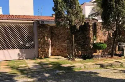 Casa com 3 quartos à venda na Rua Carlos Alves, São José, Belo Horizonte