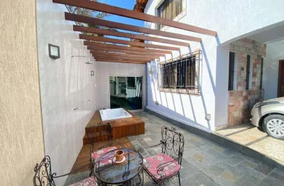 Casa com 4 quartos à venda na Rua Major Ávila Goulart, Planalto, Belo Horizonte