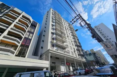 Apartamento com 2 quartos para alugar na Rua Artista Bittencourt, Centro, Florianópolis