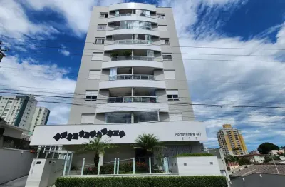 Apartamento com 2 quartos para alugar na Rua Santo Antônio, Barreiros, São José