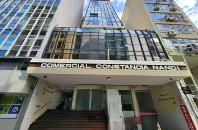 Sala comercial para alugar na Rua Trajano, Centro, Florianópolis
