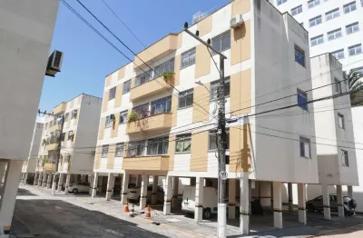 Apartamento com 3 quartos para alugar na Avenida Governador Ivo Silveira, Capoeiras, Florianópolis
