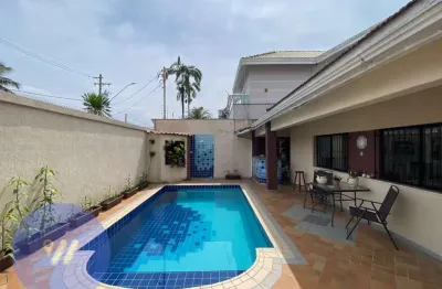 Casa com 4 quartos à venda no Canto do Forte, Praia Grande 