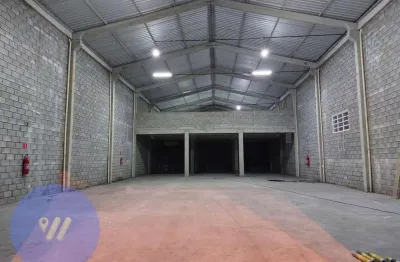 Galpão para alugar no centro de são vicente, 745m², 3 banheiros