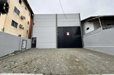 Barracão / galpão / depósito para alugar na concórdia, 519, municípios, balneário camboriú, 250 m2 por r$ 10.000
