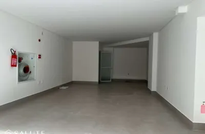Sala comercial para alugar na avenida 3ª avenida, 98, centro, balneário camboriú, 52 m2 por r$ 4.500