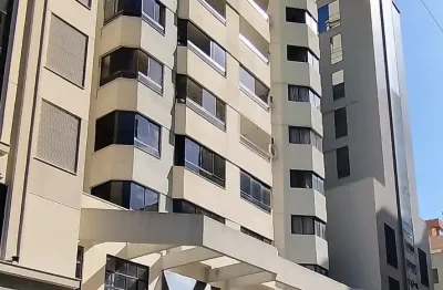 Apartamento 03 dormitórios no melhor de meia praia - itapema sc