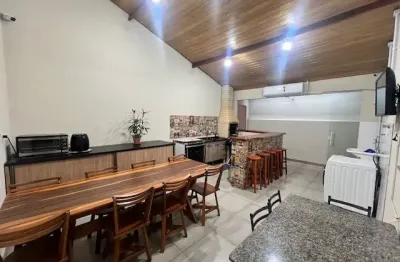 Casa com 3 quartos à venda na Rua Bernardino Bogo, 88, Jardim Atlântico, Mandaguaçu