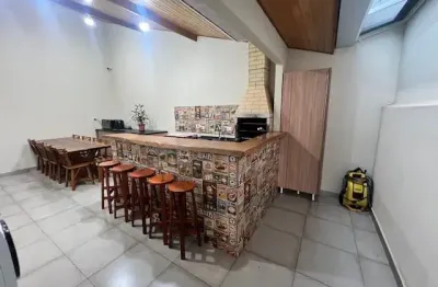 Casa com 3 quartos à venda na Rua Bernardino Bogo, 88, Jardim Atlântico, Mandaguaçu
