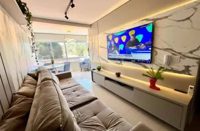 Excelente apartamento semi mobiliado de 2 dormitórios e 2 vagas de ga