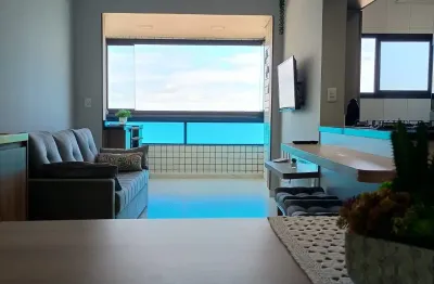 Apto frente para o mar, 8o andar, em excelente estado, mobilia e equipamentos de alto padrão.