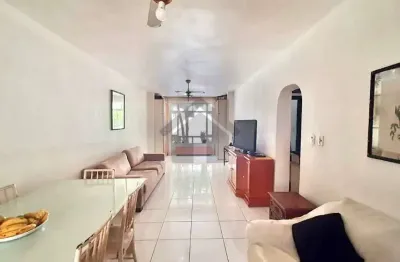 Apartamento à venda na pitangueiras no guarujá | uma quadra do mar