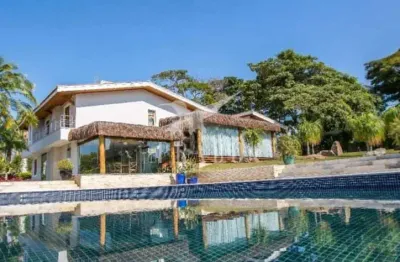 Casa com 4 suítes, piscina com spa e área gourmet completa na vila santista - atibaia/sp