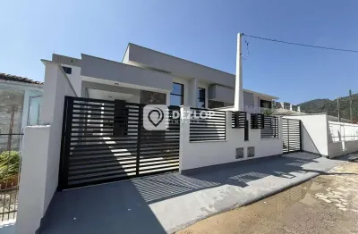 Casa com 3 quartos à venda na Rua Manoel Francisco Machado, 240, Fundos, Biguaçu