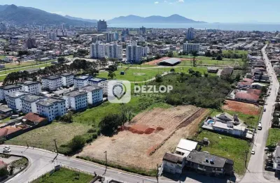 Terreno à venda na Rua Julio Teodoro Martins, sn, Fundos, Biguaçu