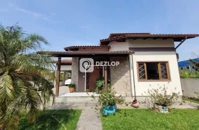 Casa amplo terreno á venda no bairro rio caveiras - biguaçu - sc