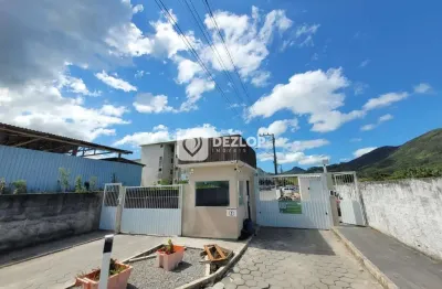 Apartamento com 2 quartos à venda na Rua 13 de Maio, 4440, Saudade, Biguaçu