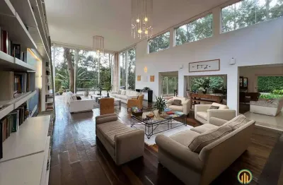 Casa com 5d/3sts. estilo único espetacular e encantador! só vendo!