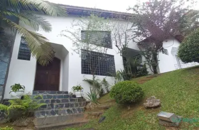 Ótima casa!,4 suítes, 3 salas, piscina, gourmet, casa caseiro em 2500m2