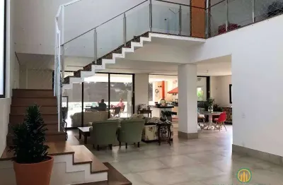 Vintage - 6 stes (4 + 2 hóspedes), piscina, gourmet alugada com renda $17k