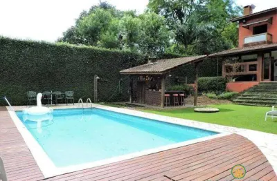 Casa com 4 dormitórios (2 suites) -  piscina, estúdio externo, spa!