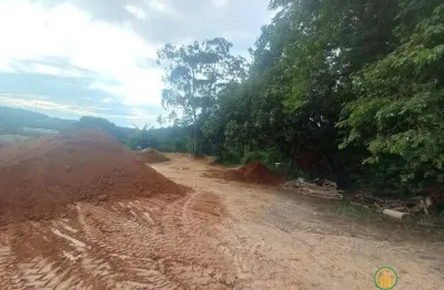 Área com 19mil m2 a 3 km do centro de cotia, excelente p condomínio