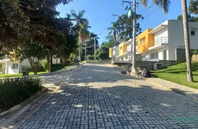 Condomínio novo, moderno com apenas 18 casas  na região da granja viana