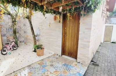 Casa em condomínio fechado com 3 quartos à venda na Rua Uruana, Chácara dos Junqueiras, Carapicuíba