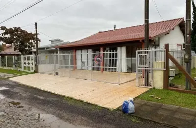 Casa com 2 quartos à venda no capão novo, capão da canoa  por r$ 668.000